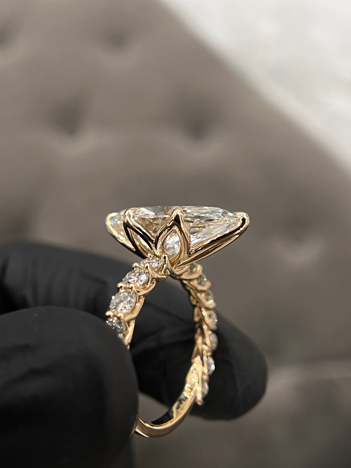 Marquise & infinite round band