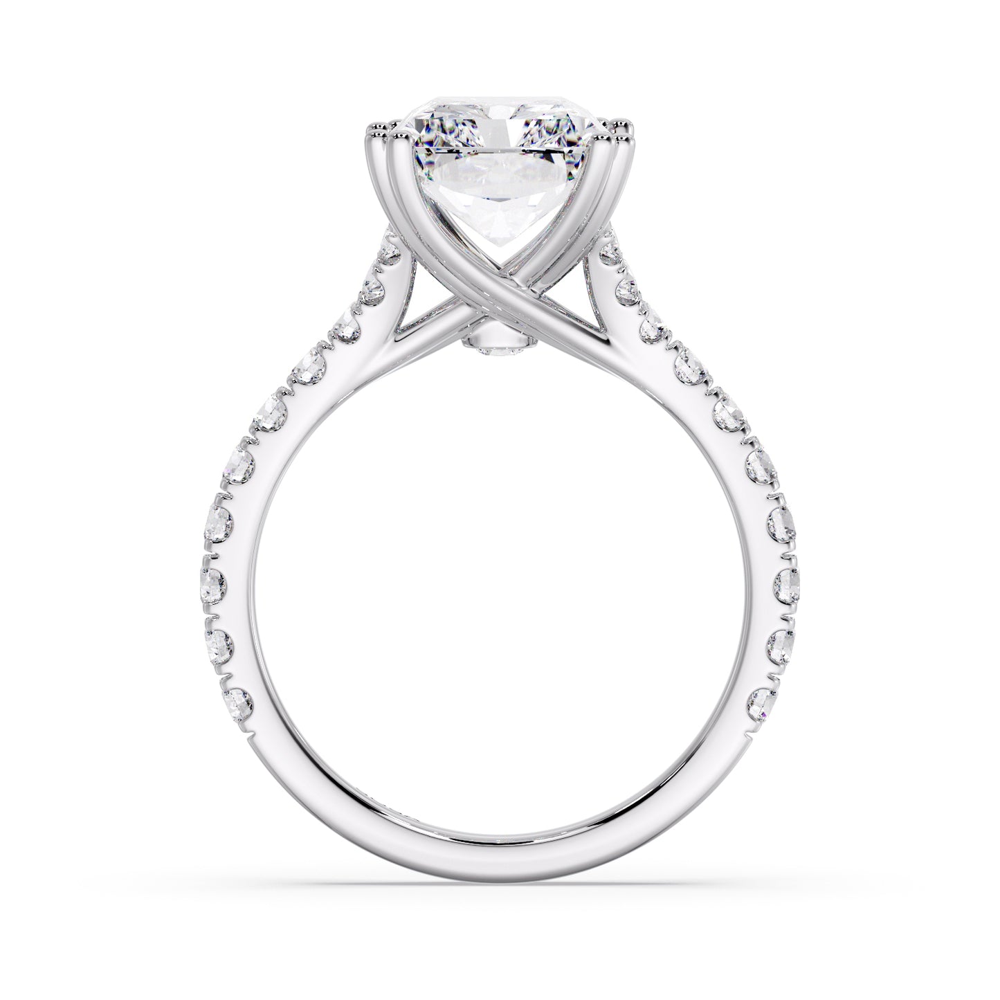 Radiant cut diamond in the Luna sol setting