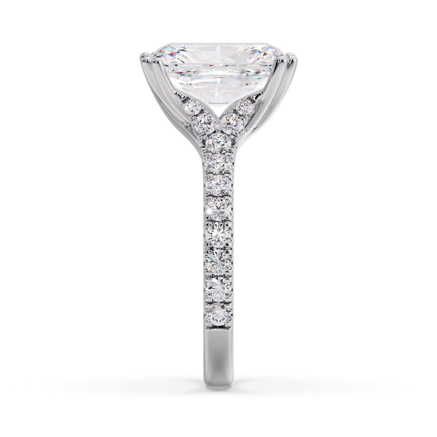 Radiant cut diamond in the Luna sol setting