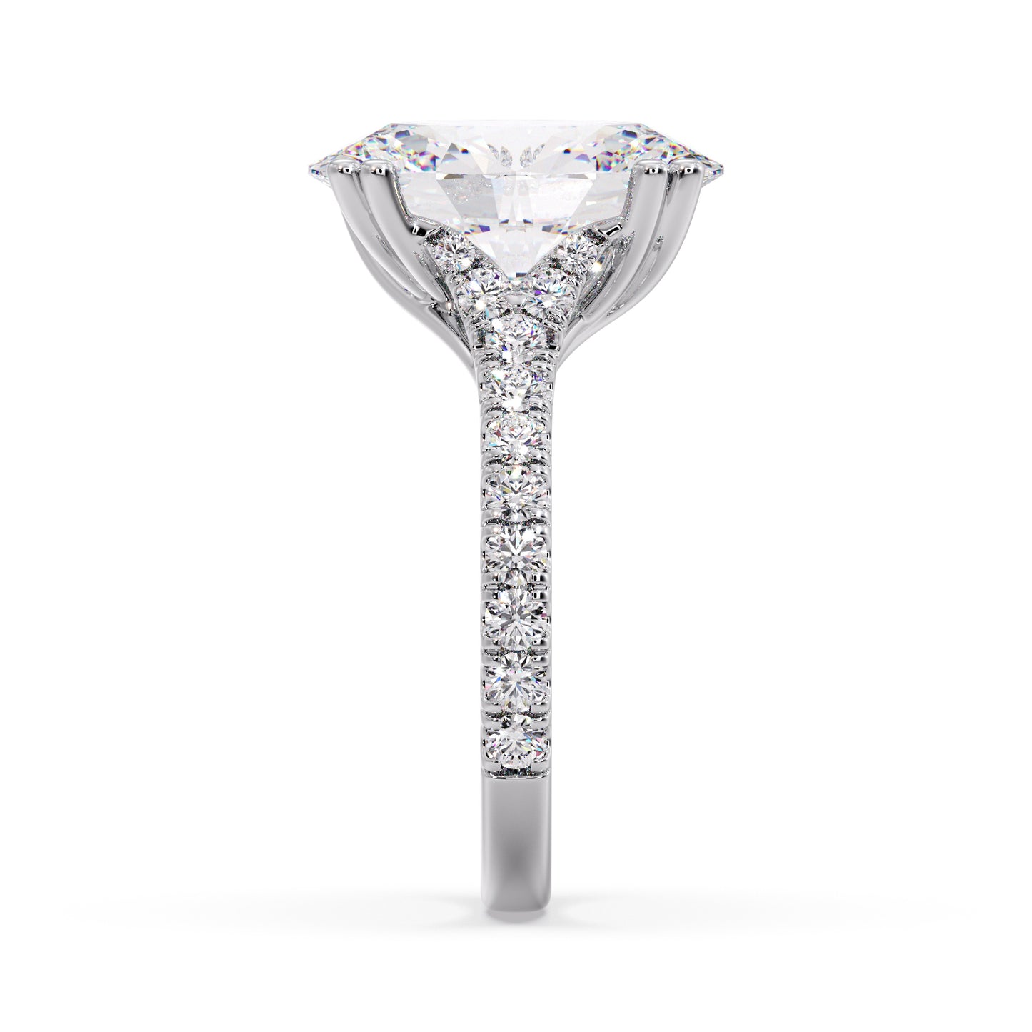 Oval diamond center in the luna sol setting